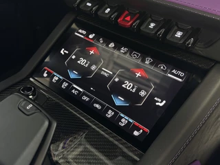 Lamborghini Urus Lamborghini Urus 4.0 V8 HYBRID SE 800 PK B&O CARBON PACK /AD PERSONAM/VIOLA MITHRAS/ PANO / MASSAGE - afbeelding nr 44