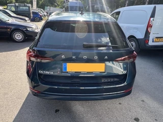 Škoda Octavia Škoda Octavia Combi 1.4 TSI iV PHEV SPORTLINE BUSINESS AUT. Matrix LED | Stuurverwarming | Wegklapbare trekhaak - afbeelding nr 5