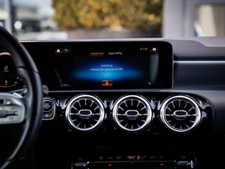 Mercedes-Benz A-Klasse Mercedes A-klasse A250 Premium AMG|PANO|BURMESTER|SFEERVERL. - afbeelding nr 22