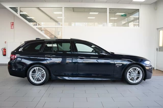 BMW 5 Serie BMW 5-serie Touring 520d AUT 2e Eig M Sport Edition High Executive Head Up Pano Adaptive Harman Kardon Lane Ass Full Option - afbeelding nr 32