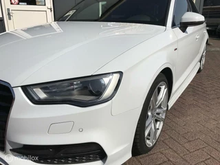 Audi A3 Audi A3 Limousine 2.0 TDI Ambition Pro Line S Veel uitstraling S-Line binnen en buiten Goed onderhouden Dist - afbeelding nr 8