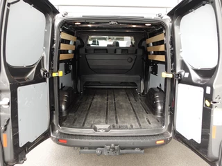 Ford Transit Custom Ford Transit Custom 130pk Automaat L2H1 Trend Dubbele cabine Navigatie Cruise control Camera Parkeersensoren Imperiaal Airco Trekhaak - afbeelding nr 3