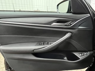 BMW 5 Serie BMW 5 Serie Touring 530e xDrive High Executive | M-Sportpakket | Panorama Dak - afbeelding nr 34