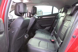 Renault Mégane Renault Mégane 1.6 Hybrid 160 | Schuifdak | Leder | Bose - afbeelding nr 25