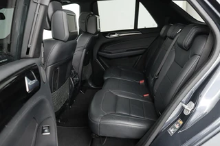 Mercedes-Benz GLE Mercedes-Benz GLE-klasse 350d 4MATIC | Panoramadak | Stoelventilatie |  Adaptive cruise | Carplay | 360 camera | Trekhaak | Entertainment | Stuurverwarming | Massage | Leder | Memory | Keyless | Luchtvering - afbeelding nr 13
