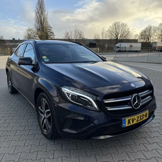 Mercedes-Benz GLA Mercedes GLA-klasse 180d / Panoramadak / DEALER ONDERHOUD ! - afbeelding nr 2