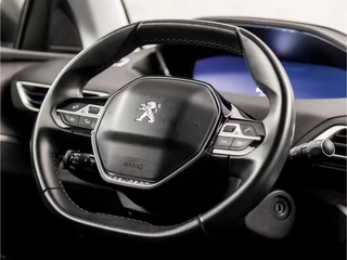 Peugeot 5008 Peugeot 5008 1.2 Puretech Sport 7 Persoons (APPLE CARPLAY, GROOT NAVI, LEDER, STOELVERWARMING, 360 CAMERA, SPORTSTOELEN, KEYLESS, GETINT GLAS, TREKHAAK, DAB+, NIEUWE APK, NIEUWSTAAT) - afbeelding nr 20