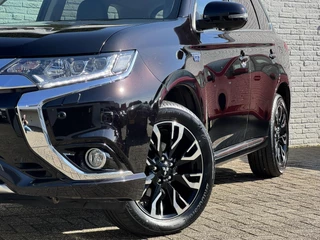 Mitsubishi Outlander Mitsubishi Outlander 2.0 PHEV instyle+ Adaptive cruis control Climate control Leder Stoel-/ stuurverwarming - afbeelding nr 16