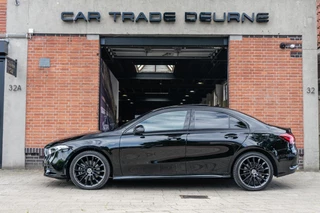 Mercedes-Benz A-Klasse Mercedes A-klasse 250 e AMG Pano / Camera / Ambi - afbeelding nr 4