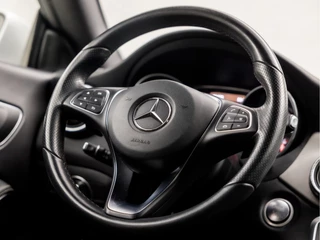 Mercedes-Benz CLA Mercedes-Benz CLA Shooting Brake 180 AMG Sport Automaat (GROOT NAVI, LEDER, CAMERA, GETINT GLAS, STOELVERWARMING, PORTSTOELEN, PARKEERSENSOREN, CRUISE, ZWART HEMEL, NIEUWE APK, NIEUWSTAAT) - afbeelding nr 18