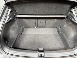 Volkswagen T-Roc Volkswagen T-Roc 1.5 TSI Style | CARPLAY | CRUISE | PDC - afbeelding nr 29