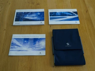 Peugeot Expert Peugeot Expert Bestel 2.0 BlueHDI 120pk Compact Premium | Navigatie | Camera | Sidebars | Trekhaak - afbeelding nr 15