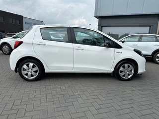 Toyota Yaris Toyota Yaris 1.5 Hybrid Aut. Now Clima stoelverwarming - afbeelding nr 8
