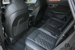 Audi SQ8 Audi SQ8 4.0 TDI |PANORAMADAK|B&O|TREKHAAK|CARBON|CARPLAY - afbeelding nr 7