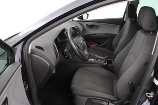 SEAT Leon SEAT Leon 1.5 TSI Style Ultimate Edition | Stoelverwarming |  Adaptive cruise | Camera | Carplay | Beats Audio | Full LED | Keyless | Virtual Cockpit - afbeelding nr 4