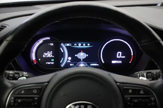 Kia e-Niro Kia e-Niro Fase 3 ExecutiveLine 64 kWh - Carplay, Leer, Camera - afbeelding nr 18