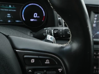 Kia e-Niro (INCL-BTW) Aut. *LEATHER-MICROFIBRE | NAVI-FULLMAP | DAB | ADAPTIVE-CRUISE | CAMERA | COMFORT-SEATS | KEYLESS | DIGI-COCKPIT | SHIFT-PADDLES | HEATED-SEATS | CARPLAY | LANE-ASSIST | 17