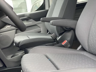 Ford Transit Custom Ford Transit Custom 320 2.5 PHEV L2H1 Limited DC 233pk | Dubbele Cabine | Dubbele zijschuifdeur | 12-weg verstel- en verwarmbare AGR Stoelen | Inklapbare trekhaak | 17 inch lichtmetalen velgen | Driver Assistance Pack Premium  | Verwarmbaar stuurwiel | Bekleding zijwand en achterdeuren (volledig)  | PRIJS EX. BTW INCL. BPM - afbeelding nr 29