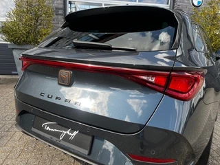 CUPRA Leon Sportstourer CUPRA Leon Sportstourer VZ 245PK E-HYBRID - TREKH. - MATRIX - 19 INCH - afbeelding nr 35