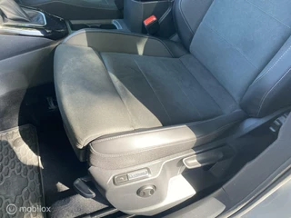 Volkswagen T-Roc Volkswagen T-Roc 1.5 TSI R-Line 18 INCH CarPlay Black Style pakket - afbeelding nr 18