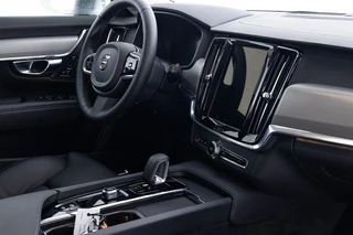 Volvo V90 Volvo V90 B5 Plus Bright | LEDER | El. Trekhaak | Mild Hybrid ✅ 1e Eigenaar - afbeelding nr 3