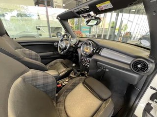 MINI Cooper Cabrio - afbeelding nr 23