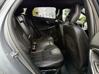 Volvo V40 Volvo V40 2.0 D3 R-DESIGN | AUTOMAAT | TREKHAAK | EURO 6!! - afbeelding nr 8