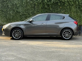 Alfa Romeo Giulietta Alfa Romeo Giulietta 1.4 T Exclusive | Leder | Pano | 170PK - afbeelding nr 10