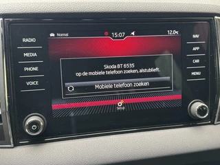 Škoda Karoq Skoda Karoq 1.5 TSI Sportline Automaat | Stoelverwarming | Apple CarPlay | LED verlichting | Trekhaak uitklapbaar | Adaptieve cruise control | Dode hoek detectie | Voorruitverwarming | Parkeersensoren voor en achter | Achteruitrijcamera - afbeelding nr 21