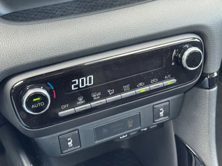 Toyota Yaris Toyota Yaris 1.5 Hybrid 116Pk Style Adaptive Virt Cockpit Clima - afbeelding nr 12