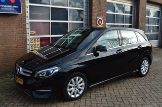 Mercedes-Benz B-Klasse 180 Prestige, Lederen bekleding, Glazen schuifdak, Camera