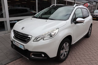 Peugeot 2008 Peugeot 2008 1.2 PureTech Allure. Navigatie, trekhaak, dealer onderhouden. - afbeelding nr 3