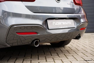 BMW 1 Serie BMW 1-serie M140i LCI2 | Schuifdak | Stuurverwarming | Navi Pro | Alcantara | HiFi Audio| M Sport onderstel | 719M | 5-deurs | - afbeelding nr 16