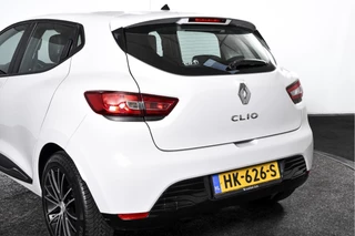 Renault Clio | Cruise | Stoelverw. | PDC | NAV | ECC | LM 16