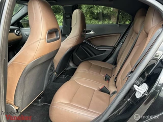 Mercedes-Benz A-Klasse Mercedes A45 AMG|Pano|Leer|Night|AMG Performance|Onderhoud| - afbeelding nr 15