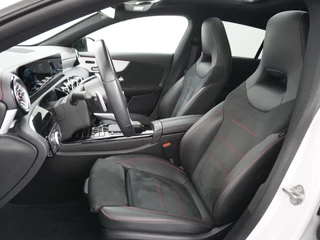 Mercedes-Benz CLA Mercedes-Benz CLA 200 AMG Shooting Brake // Panoramadak // Memory // Keyless // Carplay // Nightpakket // MultiBeam - afbeelding nr 11