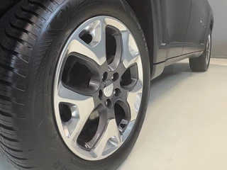 Jeep Compass Panoramadak, beats audio, stoel/stuurverwarming - afbeelding nr 34