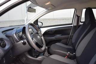 Toyota Aygo Toyota Aygo 1.0 VVT-i x-fun | Cruise control | Airco | start & stop systeem | - afbeelding nr 9
