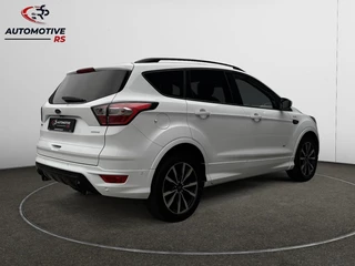 Ford Kuga Ford KUGA 2.0 ST- Line Pano Leder Camera Xenon 4x4 Trekhaak winterpakket - afbeelding nr 5