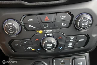 Jeep Renegade Jeep Renegade 4xe 240 Plug-in Hybrid Electric S/Full options - afbeelding nr 32