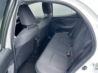 Toyota Yaris Toyota Yaris 1.5 Hyb. First Ed. NL Auto | Dealeronderhouden | - afbeelding nr 7