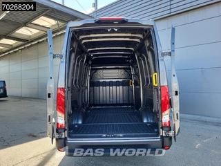Iveco Daily Iveco Daily 35S21 Automaat Black Edition 2025 model L2H2 ACC LED CarPlay Velgen Camera 12m3 Airco - afbeelding nr 9