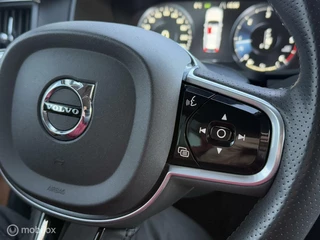 Volvo V90 Volvo V90 Cross Country 2.0 D4 AWD Geartronic-8 /Pilot Assist/Aut.inparkeren/Trekhaak/Adap CC/Winterline/21inch/Dealer onderhouden. - afbeelding nr 30
