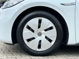 Volkswagen ID.3 Volkswagen ID.3 Life 58 kWh | Trekhaak | DAB | Clima | ACC - afbeelding nr 4