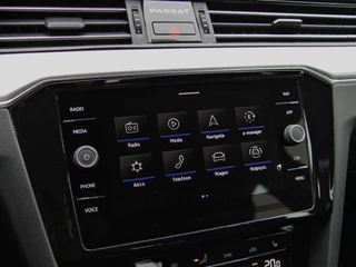 Volkswagen Passat Volkswagen Passat Variant 1.4 TSI PHEV GTE 218pk | Matrix LED | Camera - afbeelding nr 18