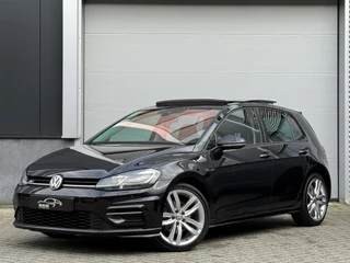 Volkswagen Golf 1.5 TSI Highline Business R | Apple Carplay | Panoramadak | ACC