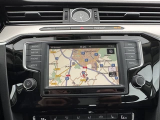 Volkswagen Passat Volkswagen Passat Variant 1.4 TSI GTE Highline Aut. *FULL-LED | ADAPTIVE-CRUISE | ERGONOMIC-SPORTSEATS | KEYLESS | NAVI-FULLMAP | ECC | PARKPILOT | HEATED-SEATS | SHIFT-PADDLES | AMBIENT-LIGHT | TOWBAR | 17''ALU* - afbeelding nr 12