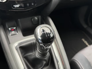 Nissan QASHQAI Nissan Qashqai 1.2 Premier Edition 2e Eigenaar,Navi,Clima,Cruise,Camera,Trekhaak,Pano,PDC V+A,Lm velgen,6 Bak,115pk,N.A.P,APK tot 12-2025 - afbeelding nr 15