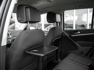 Volkswagen Tiguan Volkswagen Tiguan 1.4TSi DSG6 Cup Sport&Style | Trekhaak 1.800kg. | 2e eigenaar | Climate Control | Stoelverwarming | Parkeer pakket | Winter-pakket | Koplampsproeiers | Multifunctioneel lederen stuurwiel - afbeelding nr 6