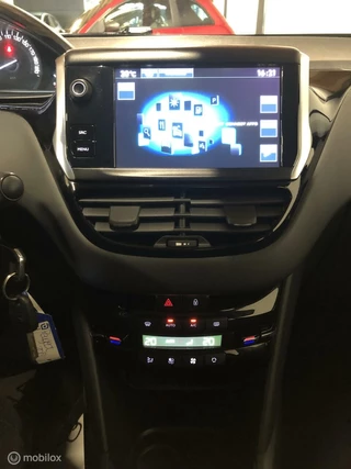 Peugeot 208 Peugeot 208 1.2 PureTech Active - afbeelding nr 14